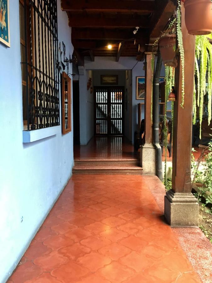 אנטיגואה גואטמלה Dionisio Inn מראה חיצוני תמונה