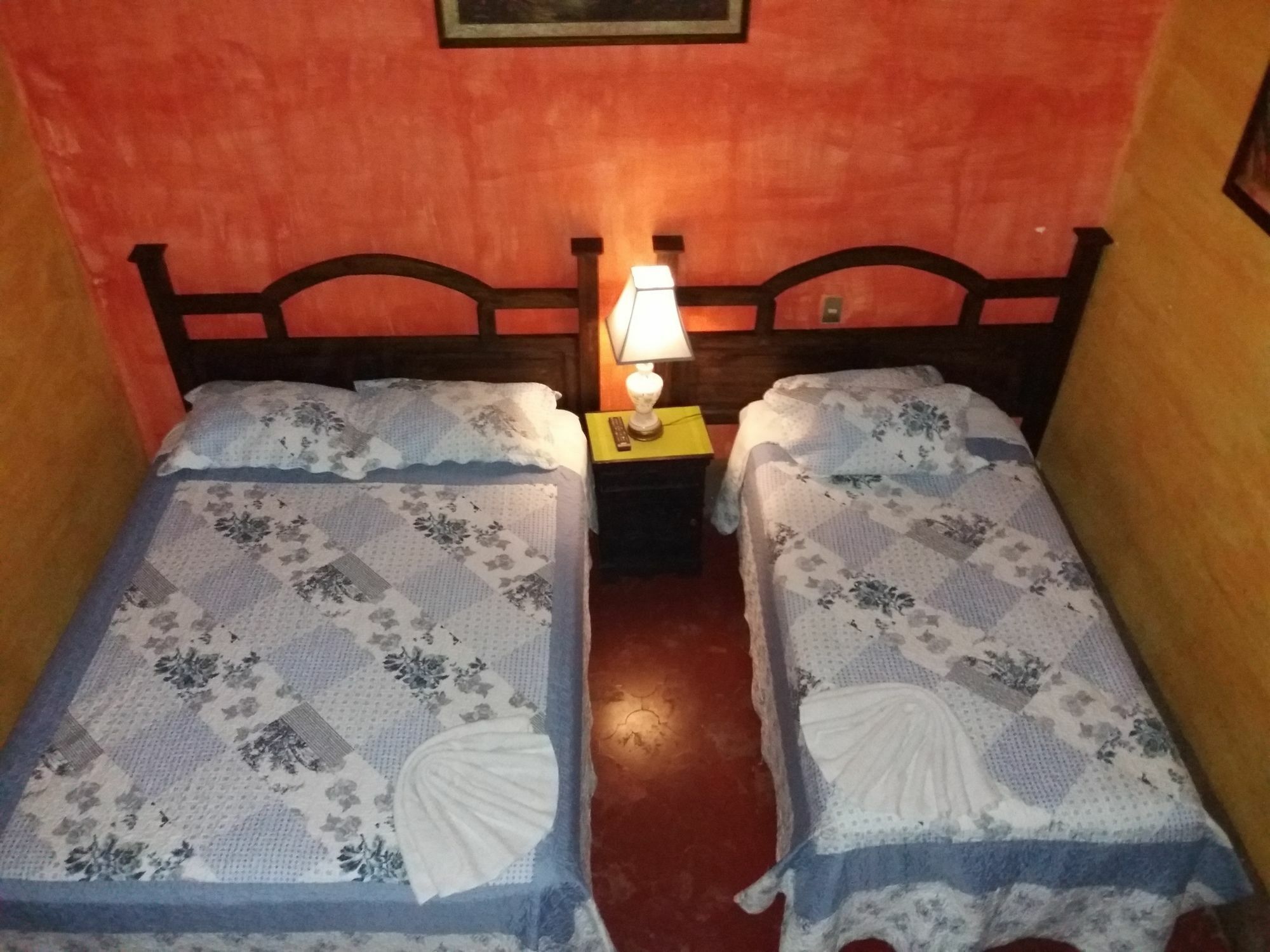 אנטיגואה גואטמלה Dionisio Inn מראה חיצוני תמונה